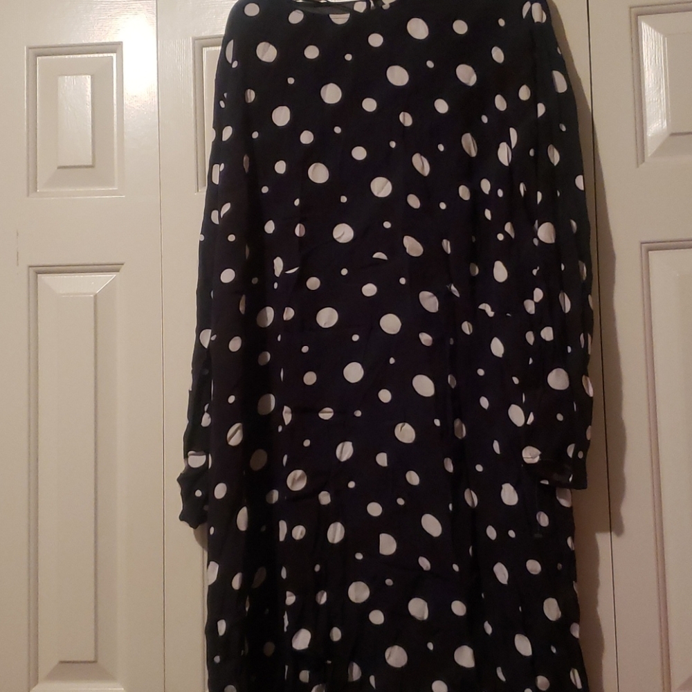 H & M Plus size Dress size 24